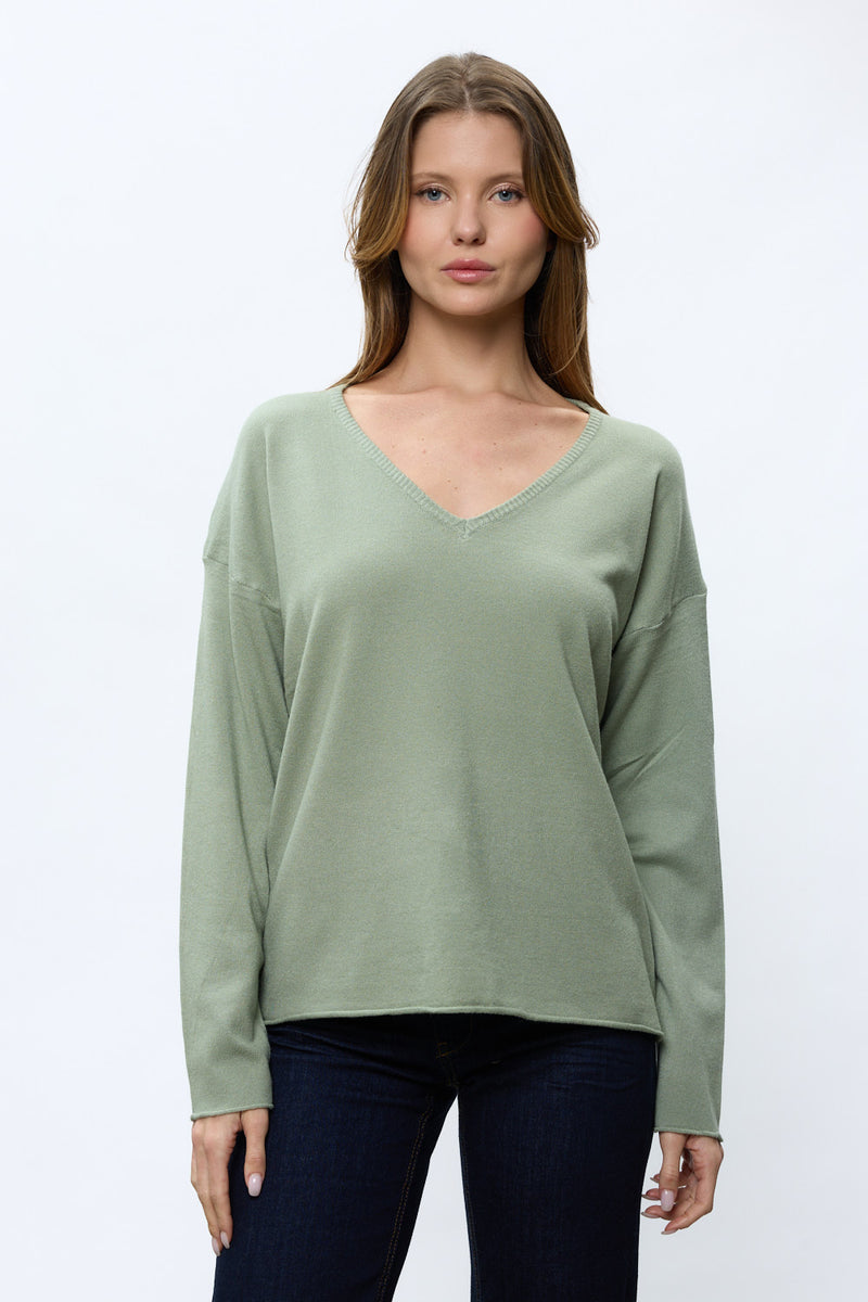 סריג וי ריב פפיונים בגב