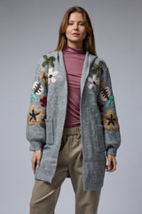 עליונית סריג רקמת פרחים