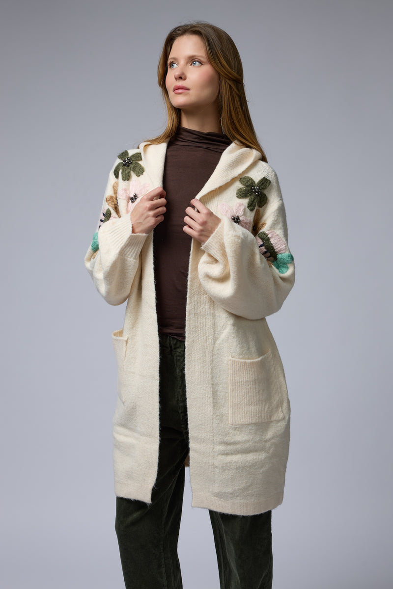 עליונית סריג רקמת פרחים