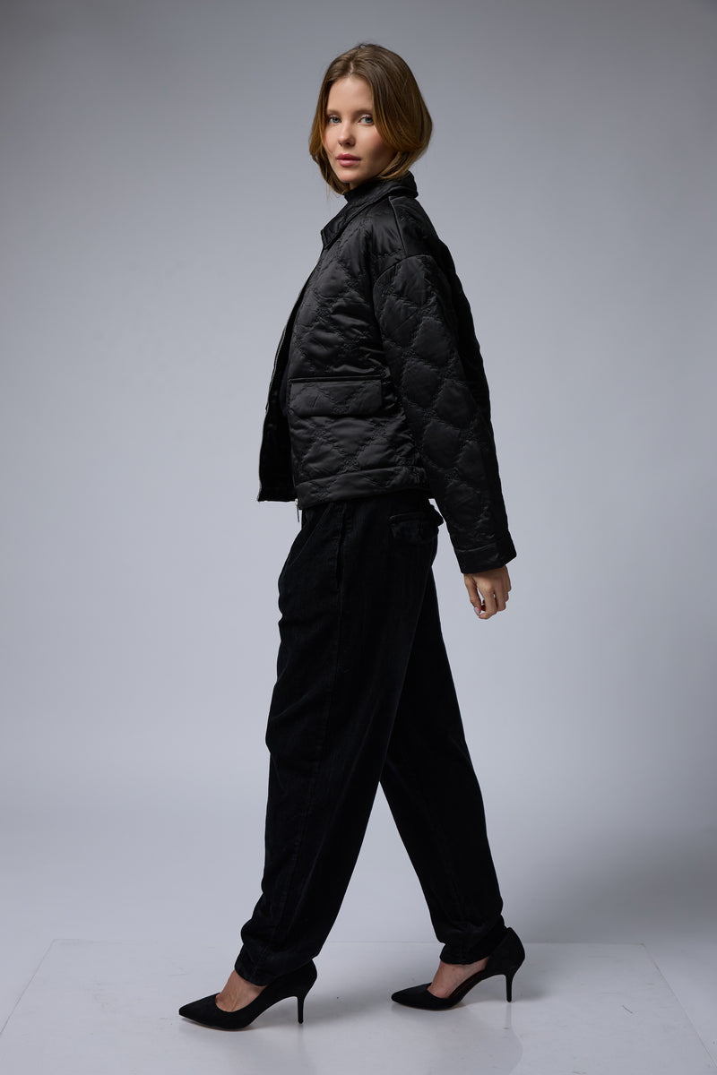 מעיל קווילט מעויין רחב