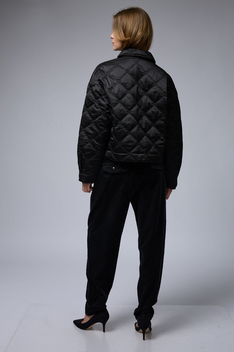 מעיל קווילט מעויין רחב