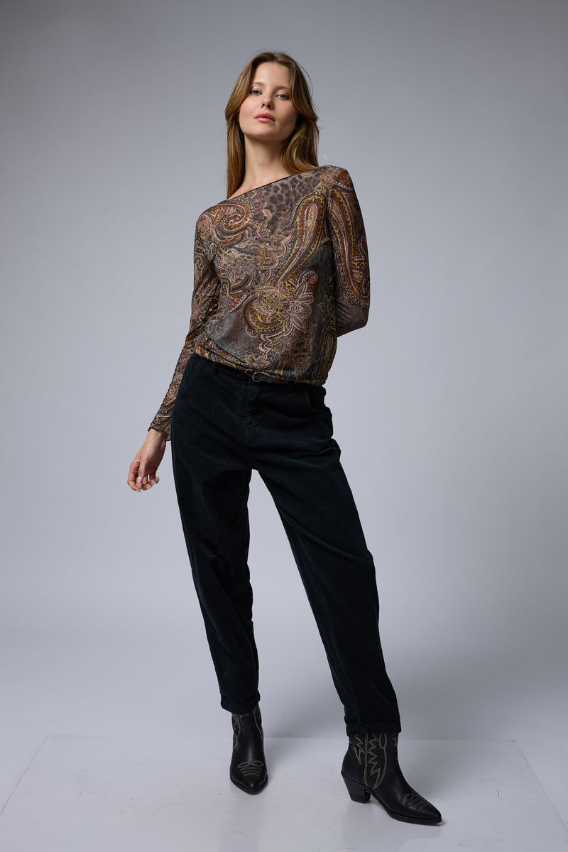 טופ דקיק מודפס