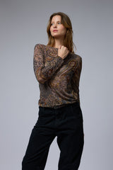 טופ דקיק מודפס