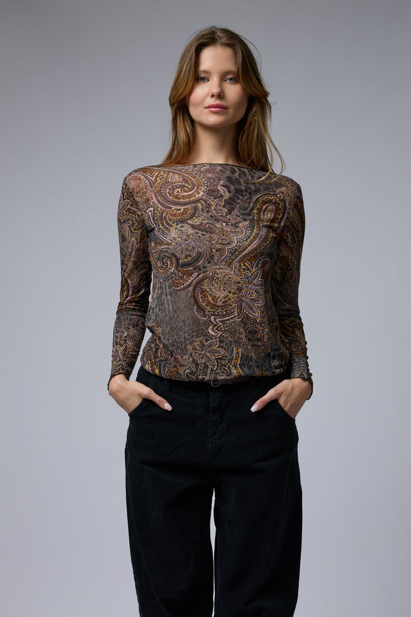 טופ דקיק מודפס