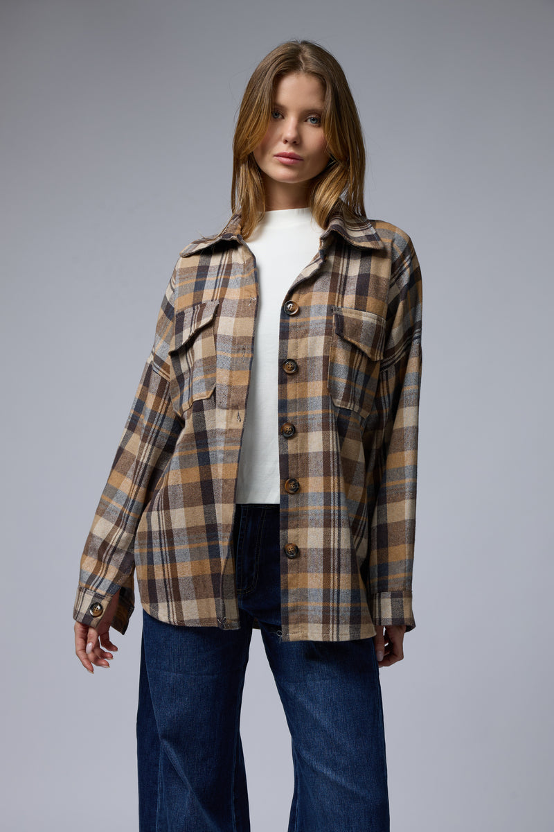 מכופתרת משובצת+כיסים