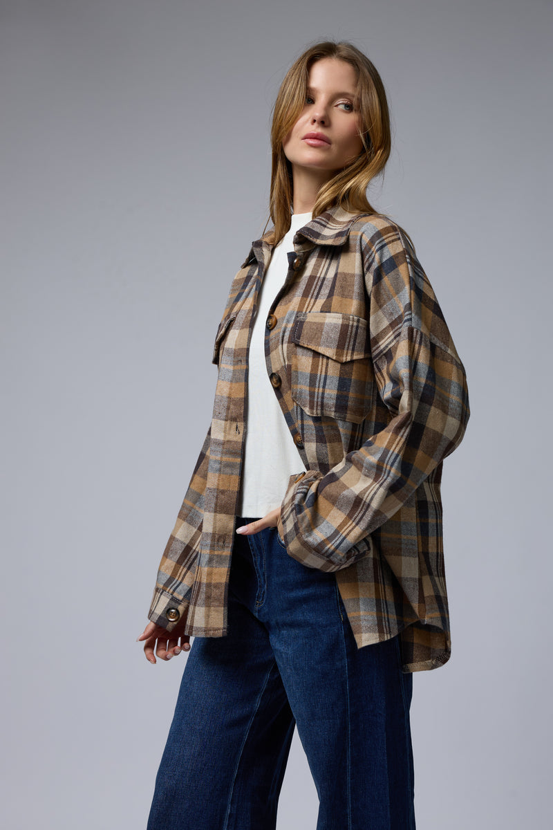 מכופתרת משובצת+כיסים