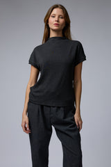 טופ חצי גולף לייקרה