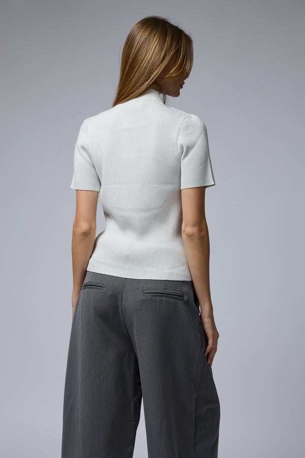 טופ ריב יהלומים חצי שרוול