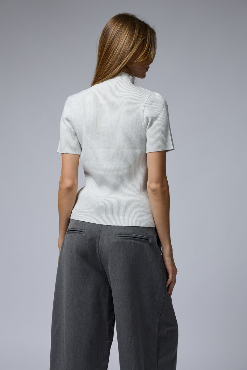 טופ ריב יהלומים חצי שרוול