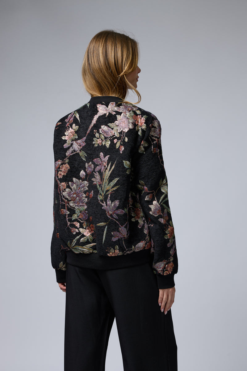 ג'קט רקמה ברוקרד אבנים