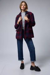 ג'קט משובץ סיכות זהב