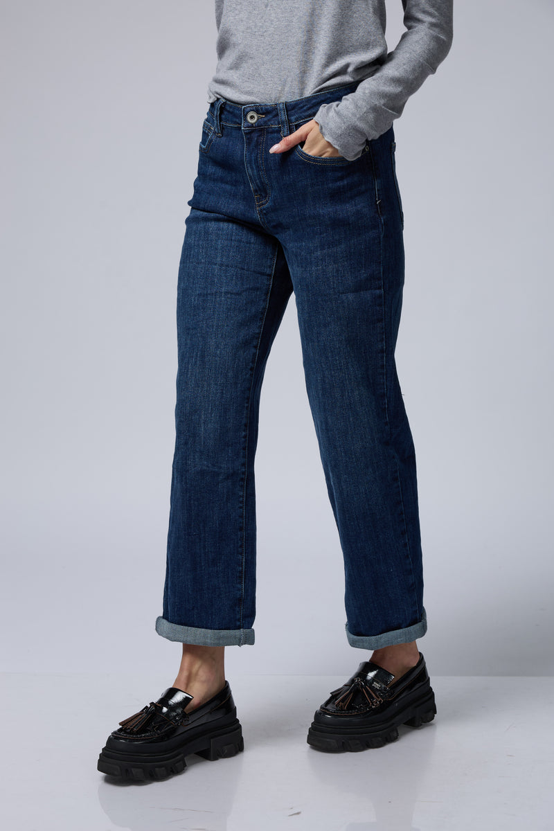 ג'ינס כהה קיפול