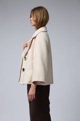 מעיל צמר כפתורי זהב גדולים