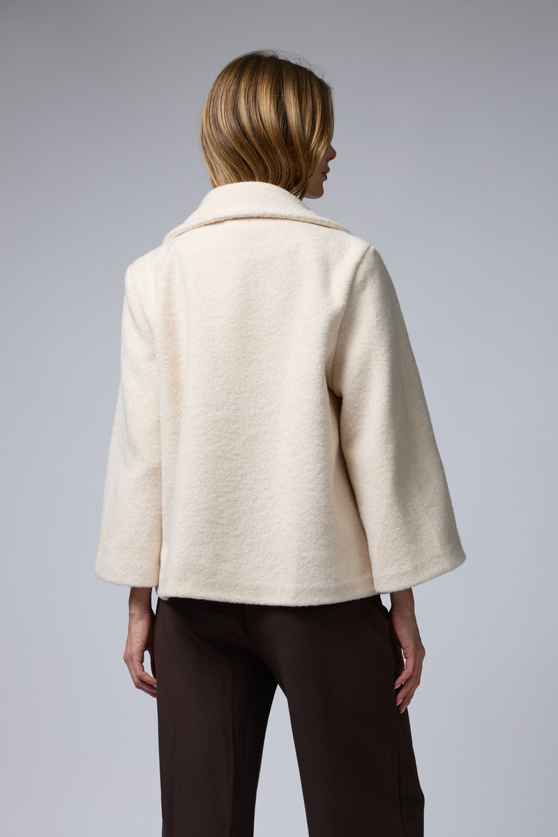 מעיל צמר כפתורי זהב גדולים