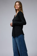 בייסיק ריב V טופ