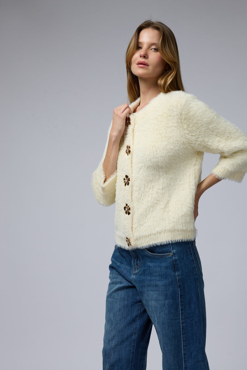 ג'קט פרוותי כפתור פרח