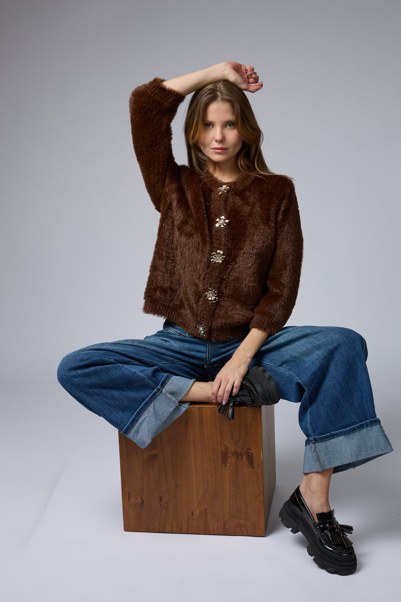 ג'קט פרוותי כפתור פרח