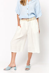 מכנס ברמודה פשתן חגורה קלועה